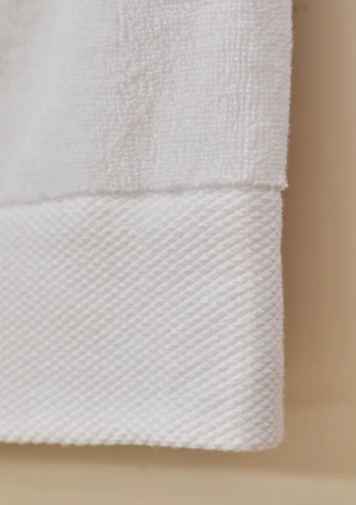 Línea Toallas Sara (1).webp