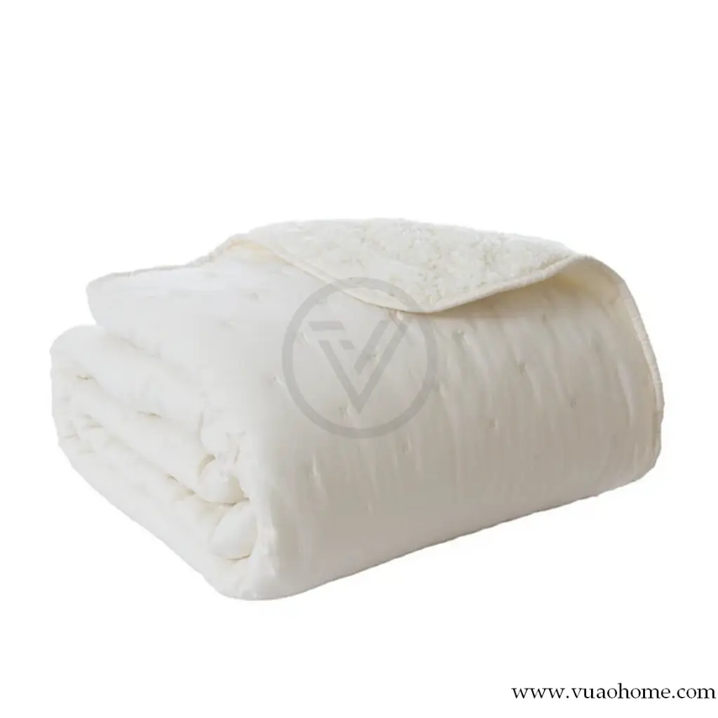 Cubrecama Clara Sherpa_vuao.tienda_6.webp